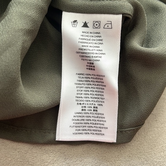 XL Michael Kors Sleeveless Blouse - Picture 4 of 6